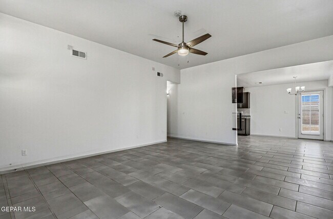 Building Photo - 1173 Summer Rain St