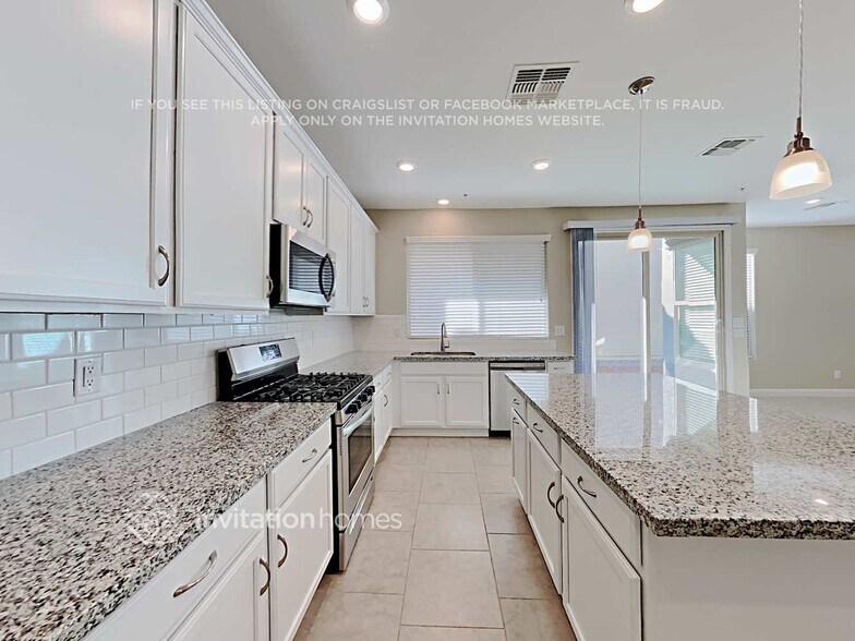 Building Photo - 1735 N 209th Ave