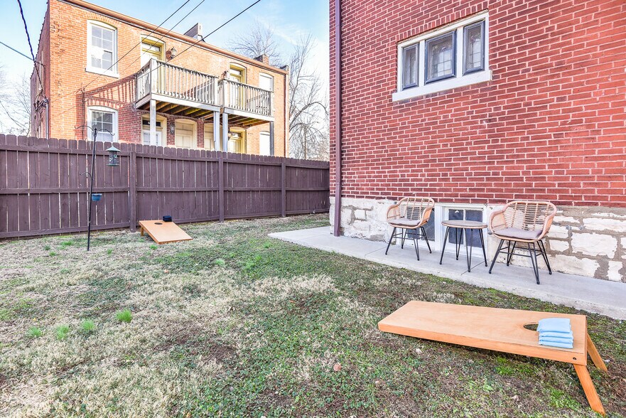 Building Photo - 2015 McNair Ave