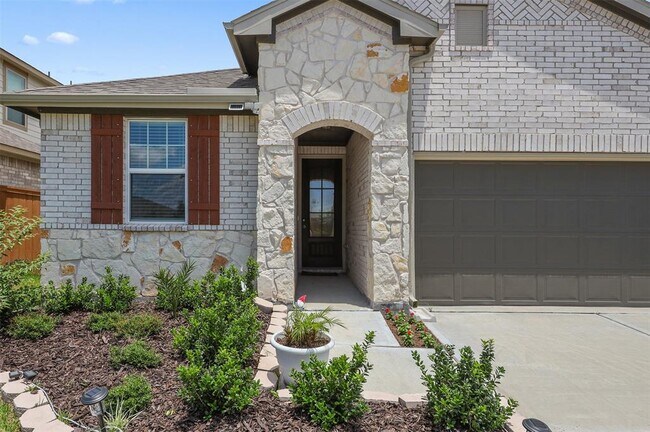 Building Photo - 2302 Sweet Bay Dr