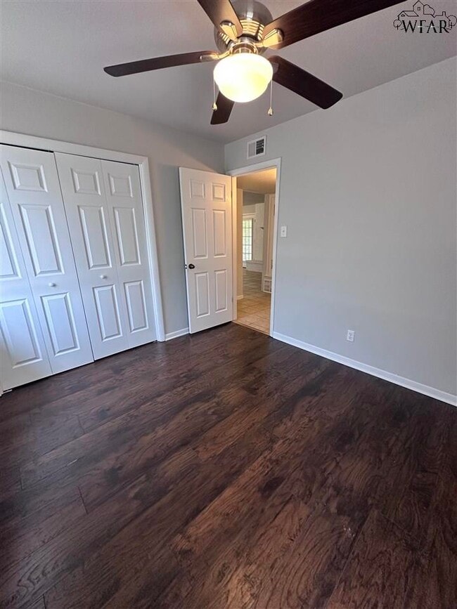 Building Photo - 4638 Cascades Dr