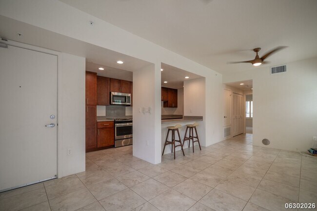 Building Photo - $3,300 / 1BR • 1BA • 757 SF • First-Floor Ka Malanai Condo | Available Now! (Kailua)