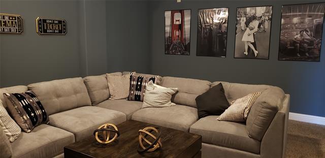 Building Photo - 610 Warner Dr