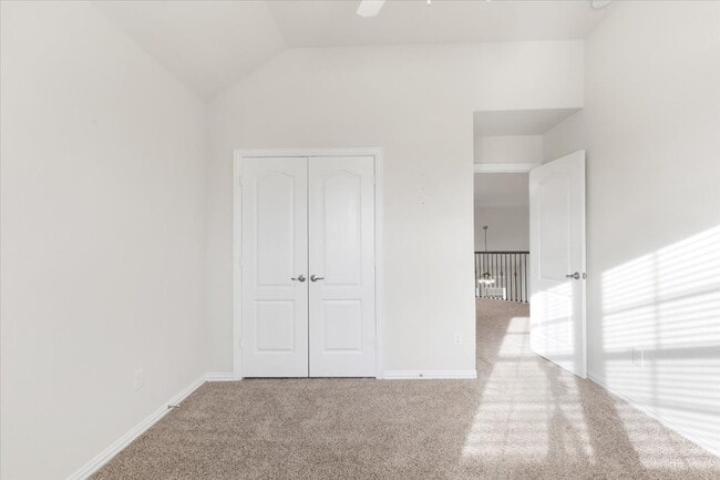 Building Photo - 23213 Zinfandel Dr