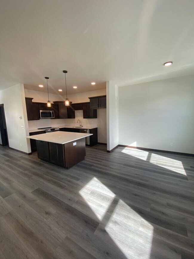 Building Photo - The Villages at River View Ridge
