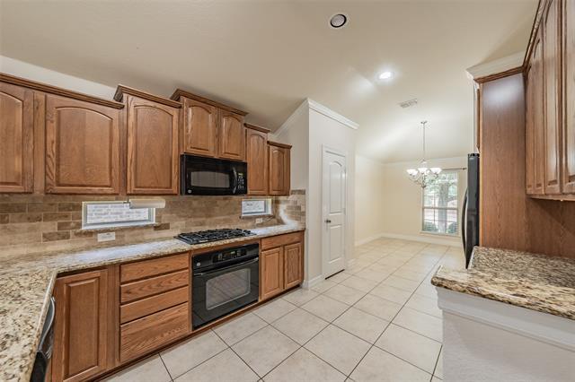 Building Photo - 1313 Catbird Dr