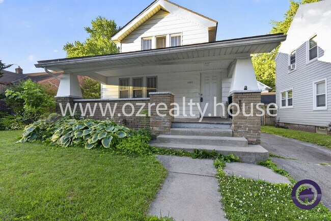 Building Photo - 1263 Crestwood Rd