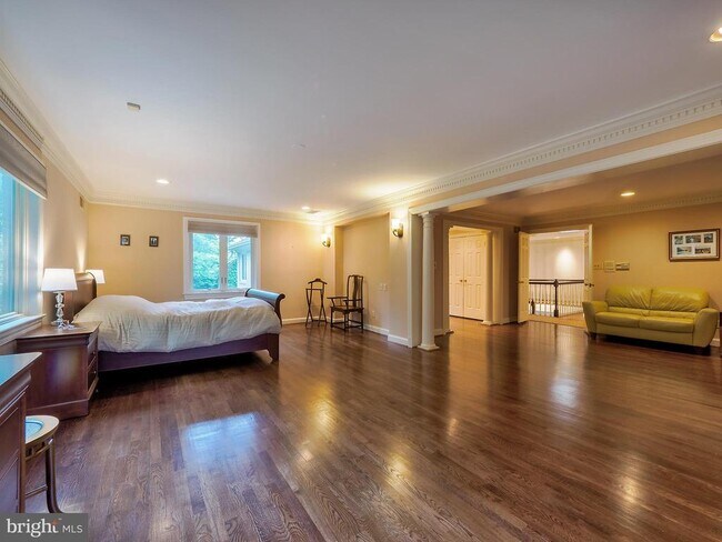 Building Photo - 6513 Kenhill Rd