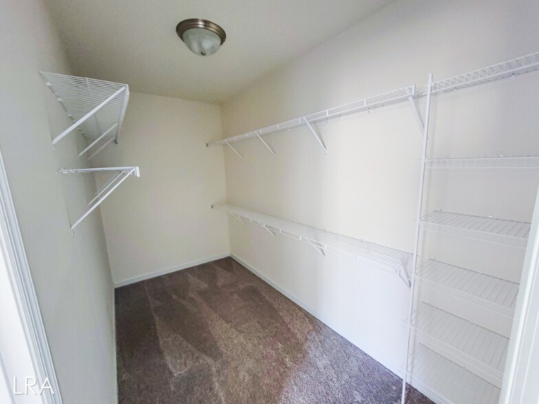 Building Photo - 522 Shallotte Ln