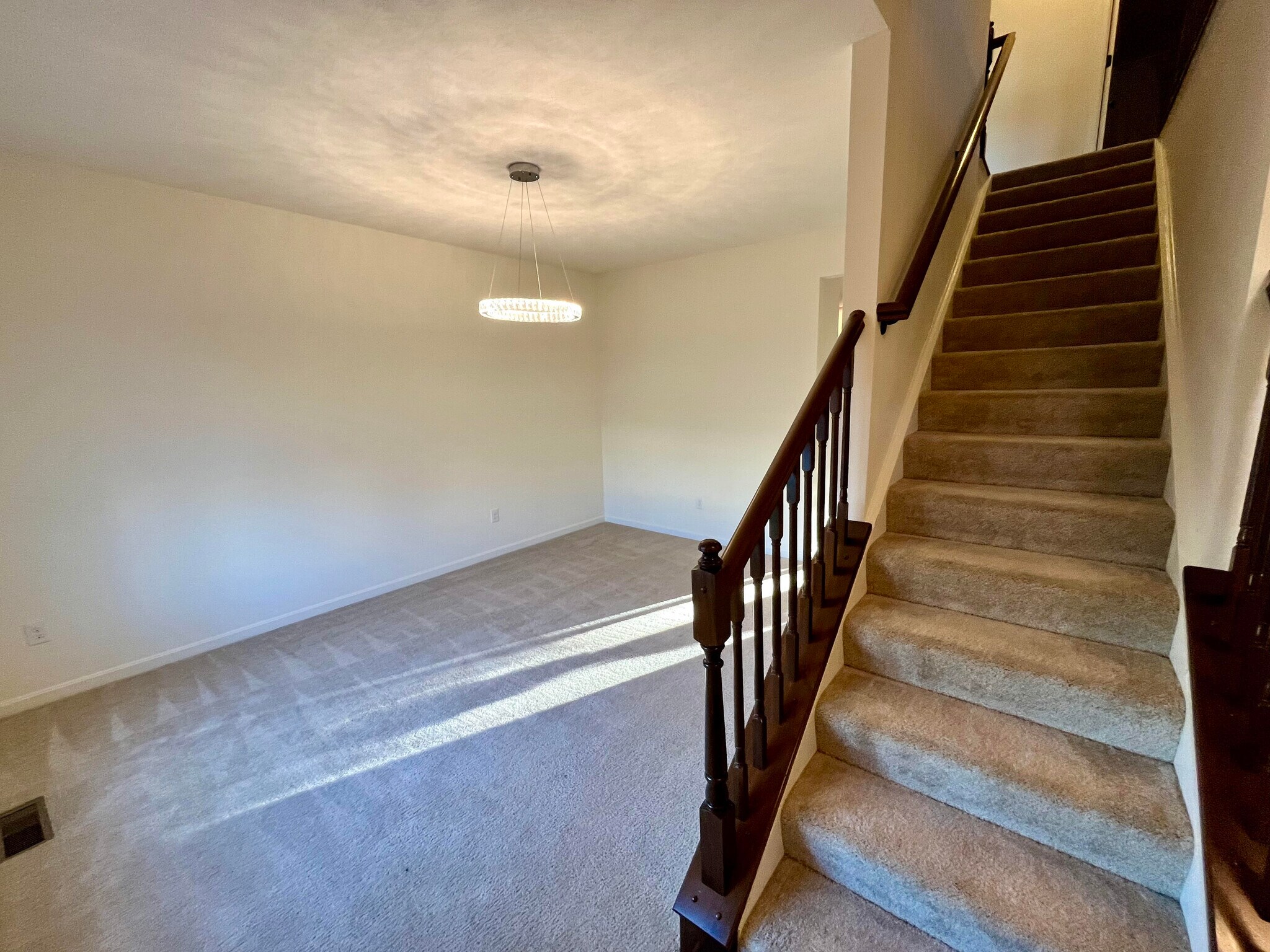 dining room - 4189 Pheasant Ridge Ct
