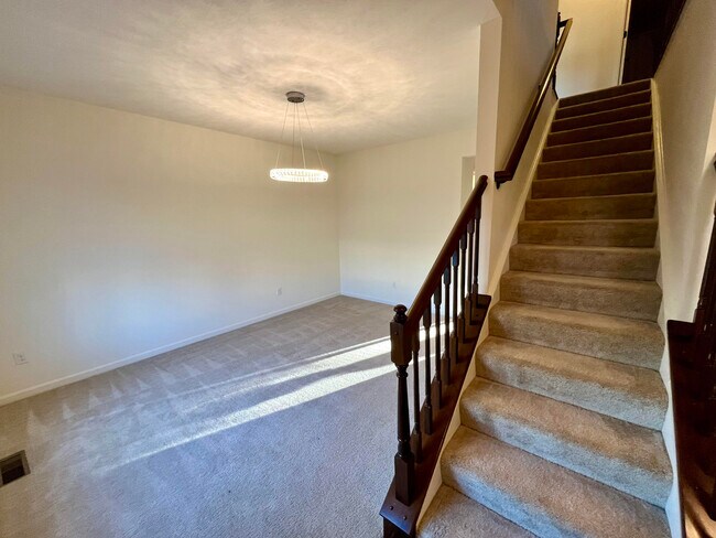 dining room - 4189 Pheasant Ridge Ct