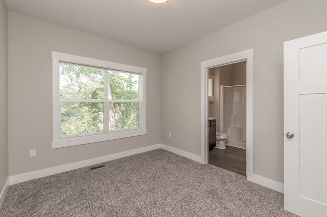 Building Photo - 307 Washington Ave