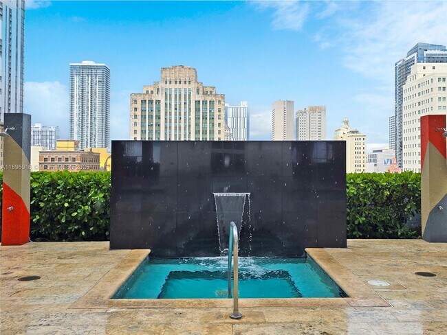 Building Photo - 50 Biscayne Blvd