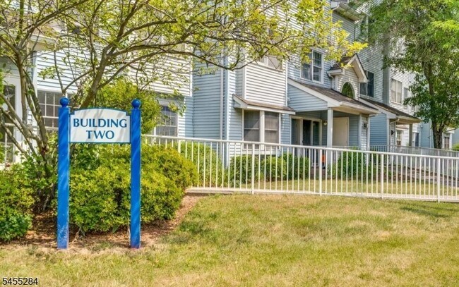 Building Photo - 217 Edpas Rd