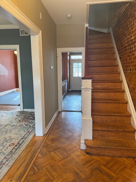 Building Photo - 1352 Otis Plz NW