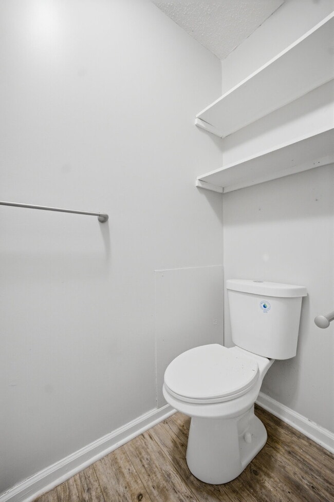 Building Photo - 3 BEDROOM RANCH HOME WITH GARAGE FOR RENT IN CENTRAL VIRGINIA BEACH!