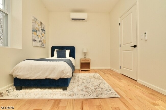 Building Photo - 15 Palisade Ave