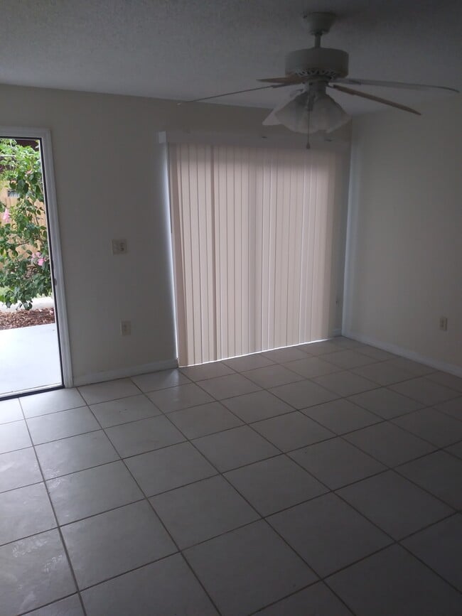 Building Photo - 4147 Flying Fortress Ave