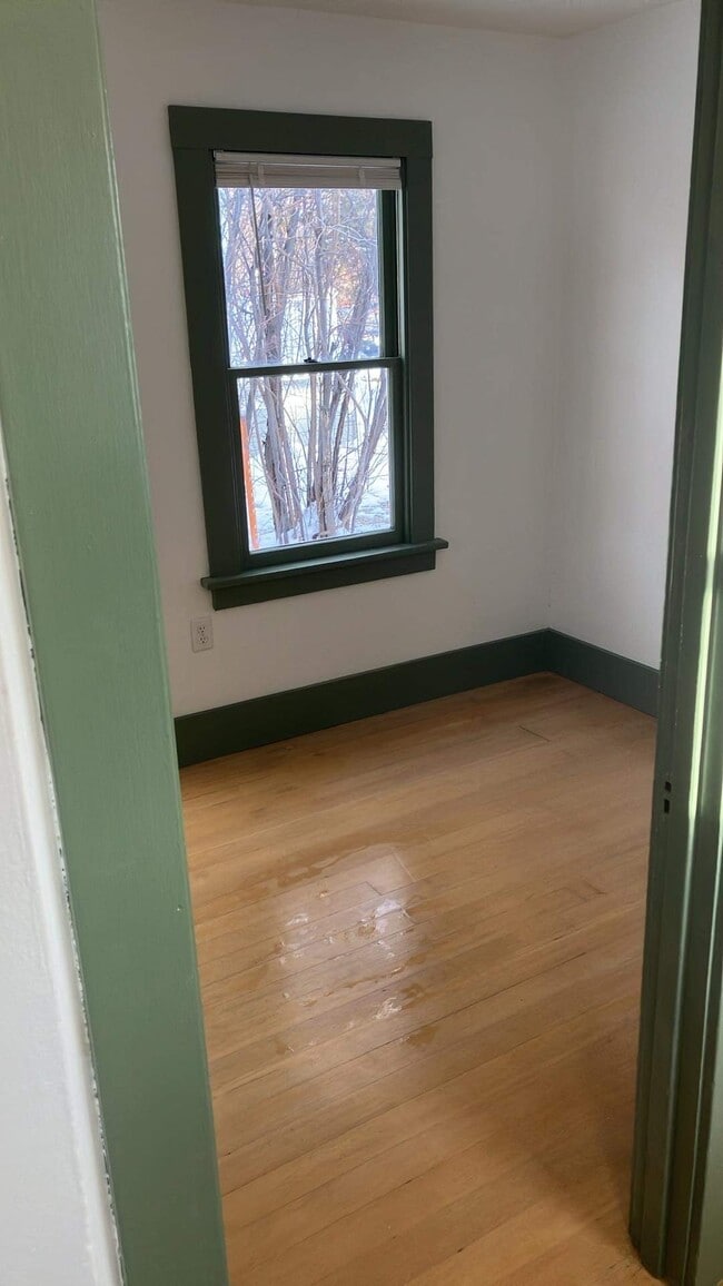 Building Photo - 1807 Beck Ave