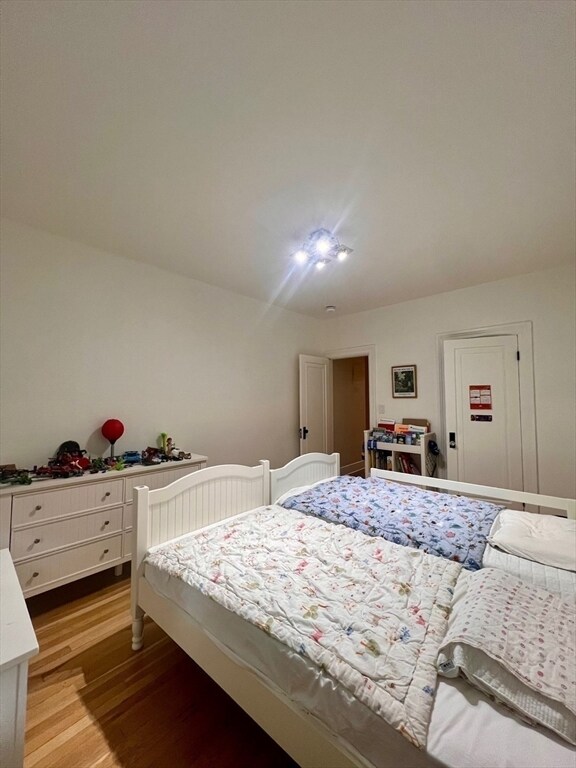 Building Photo - 313 Tappan St