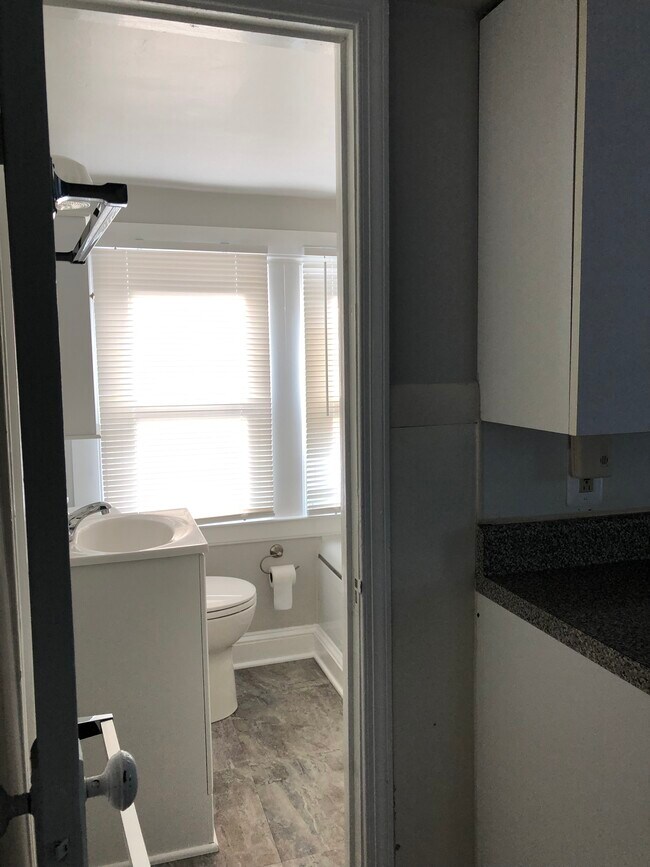 Building Photo - 4228 Belmar Ave