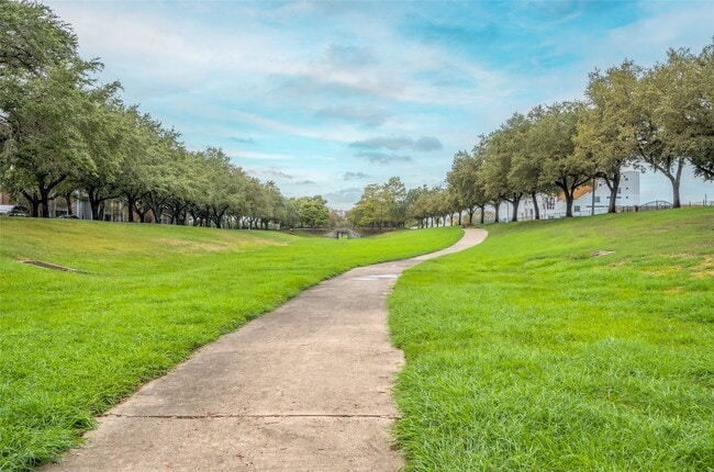 Building Photo - 12660 Ashford Point Dr