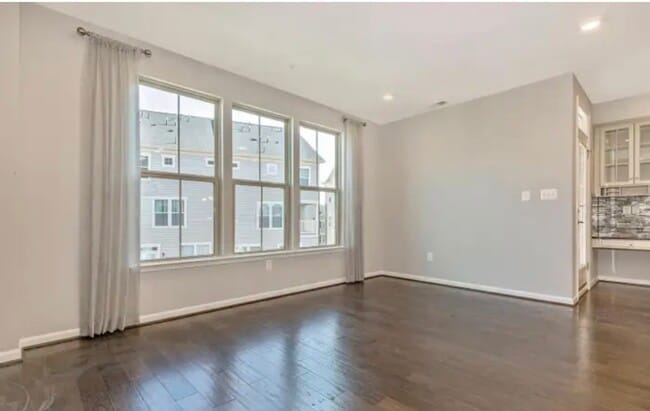 Building Photo - 6214 Margarita Way