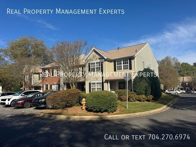 Building Photo - 3837 Glenlea Commons Dr