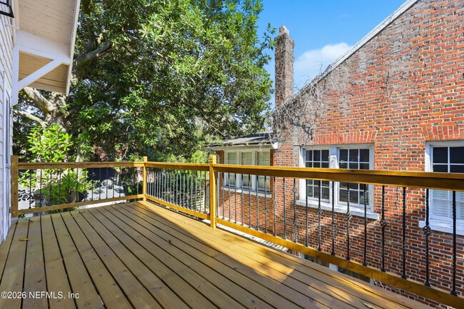 Building Photo - 2979 St Johns Ave