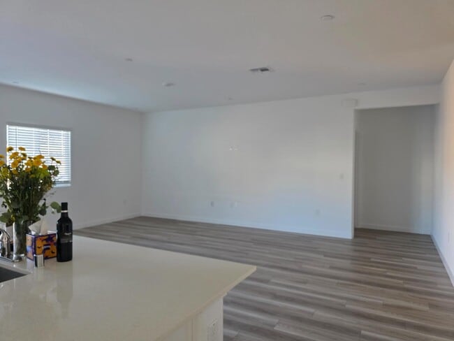 Building Photo - 2165 Miners Peak Wy