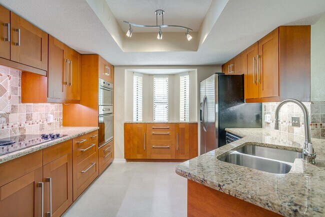 Building Photo - Great Move In Ready 3 Bedroom, 2 Bath Home Located in Northridge- Irving ISD- 75038