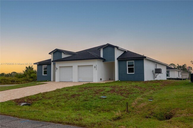 Primary Photo - 8450 Dinnano St