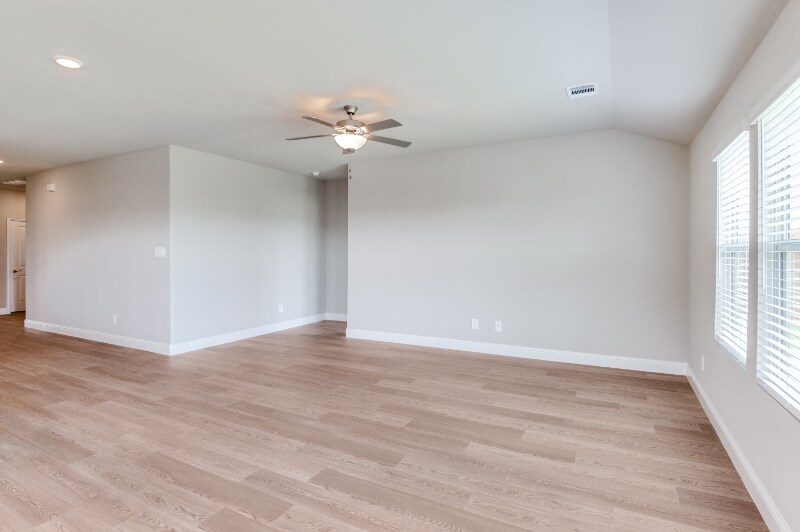 Building Photo - 611 Jack St