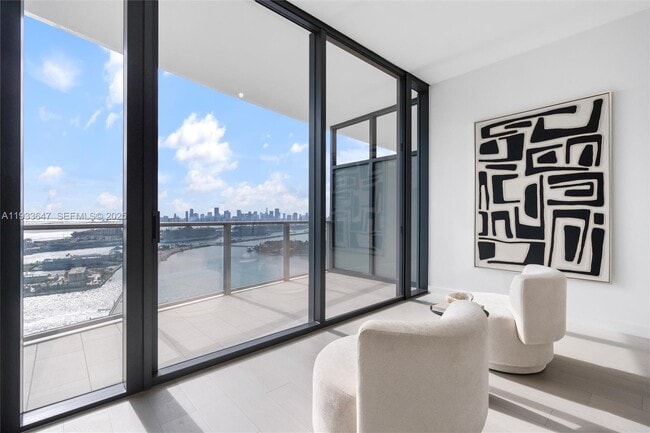 Building Photo - 500 Alton Rd