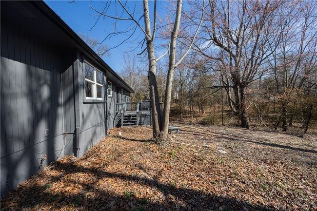 Building Photo - 17 Dillow Dr