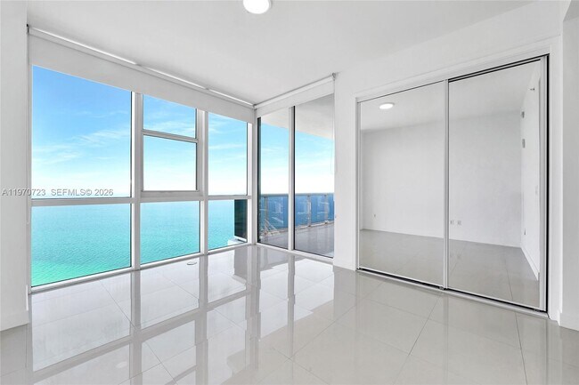 Building Photo - 18201 Collins Ave