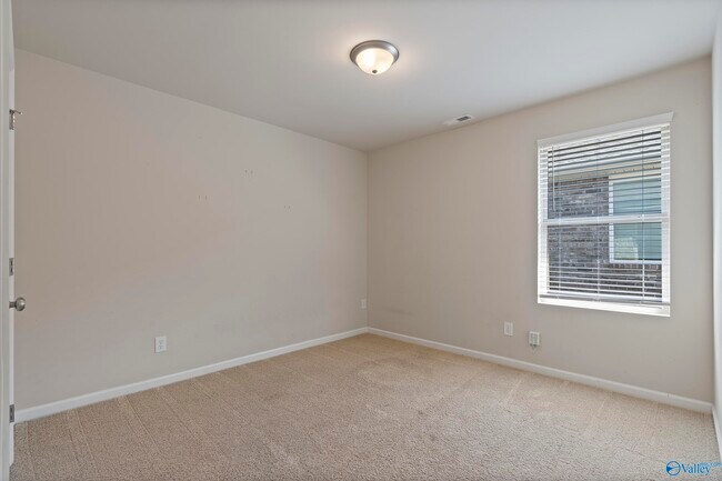 Building Photo - 146 Tybee Dr