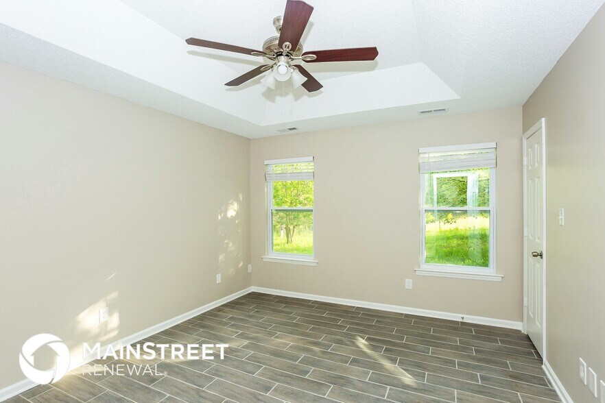 Building Photo - 5900 Brick Landing Dr