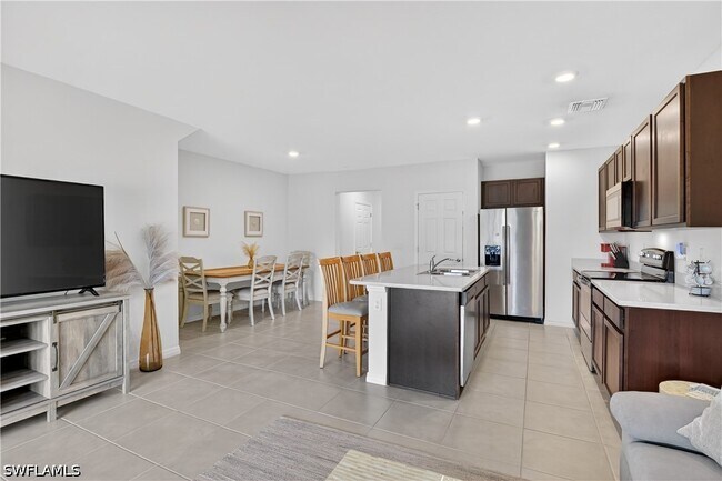 Building Photo - 15396 Wildflower Cir