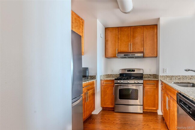 Building Photo - 40-26 College Point Blvd