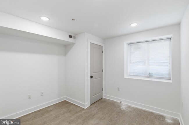 Building Photo - 2116 N 7th St