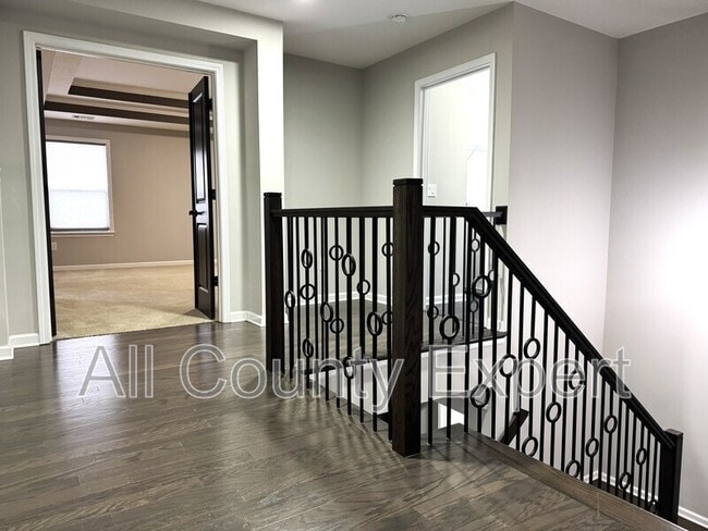 Building Photo - 920 Grove Valley Dr