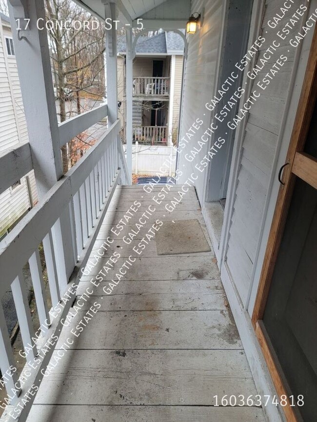 Building Photo - 3 Bedroom 1 Bath Concord NH 2nd floor apar...