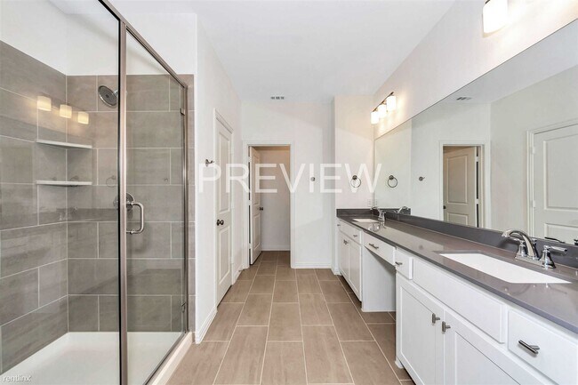 Building Photo - 3 br, 2.5 bath Townhome - 4413 Union Street