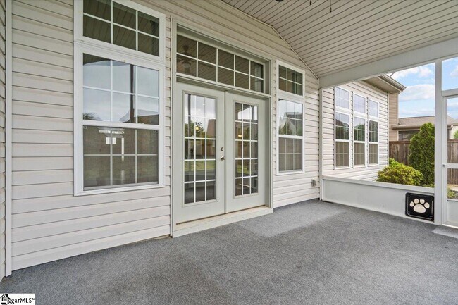 Building Photo - 906 Deephallow Pl