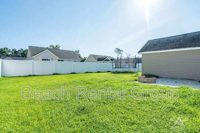 Building Photo - 170 Woodland Pk Lp