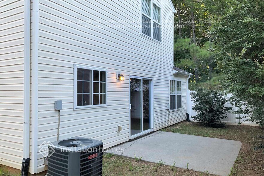 Building Photo - 566 Windcroft Cir NW