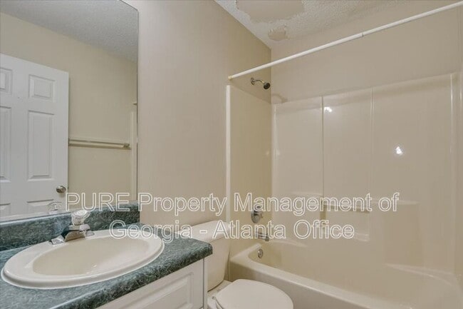 Building Photo - 4541 Country Glen Cir