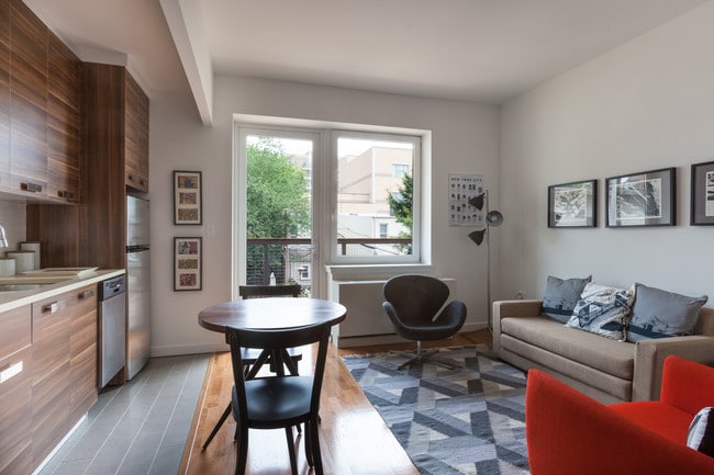 Interior Photo - 22 Caton Place