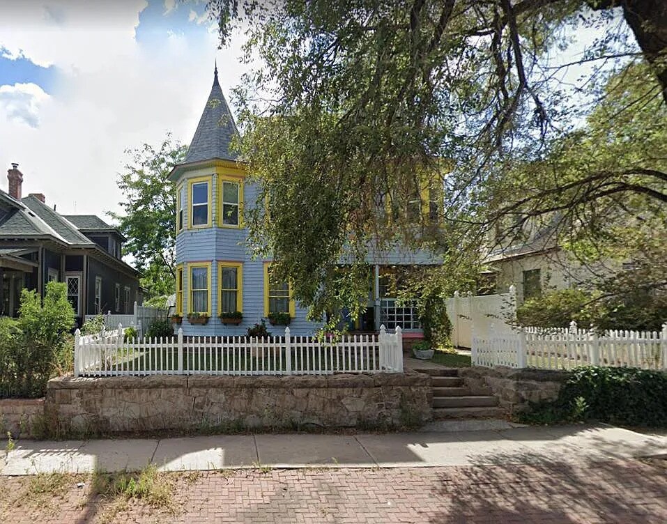 Building Photo - 715 W Colorado Ave